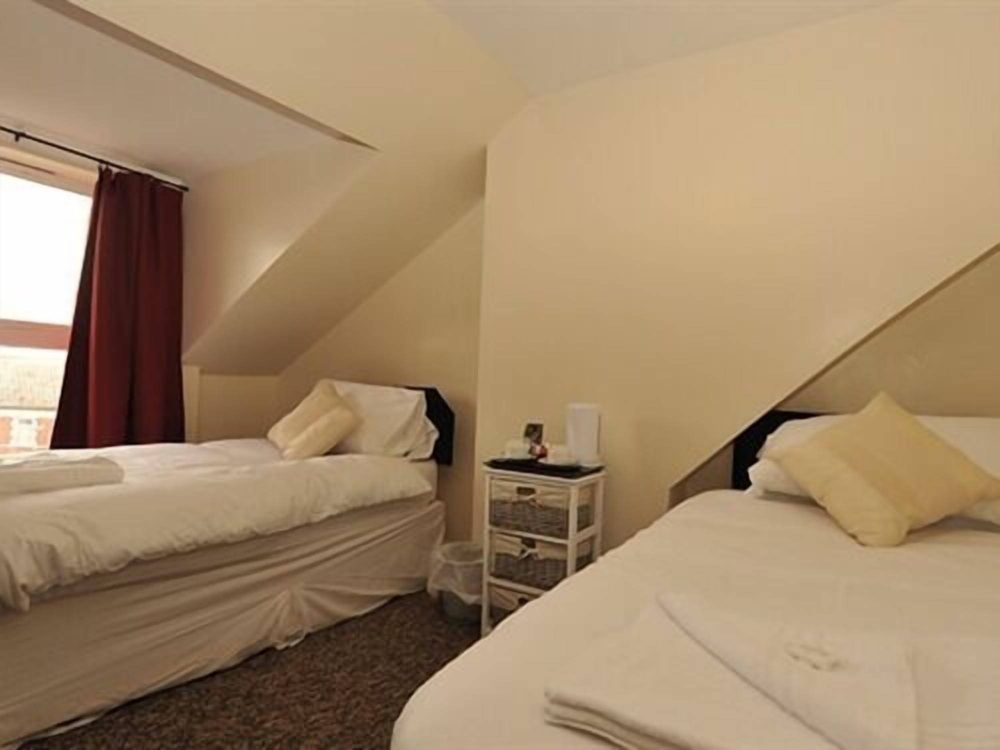Gail'S Guest House Barry Εξωτερικό φωτογραφία
