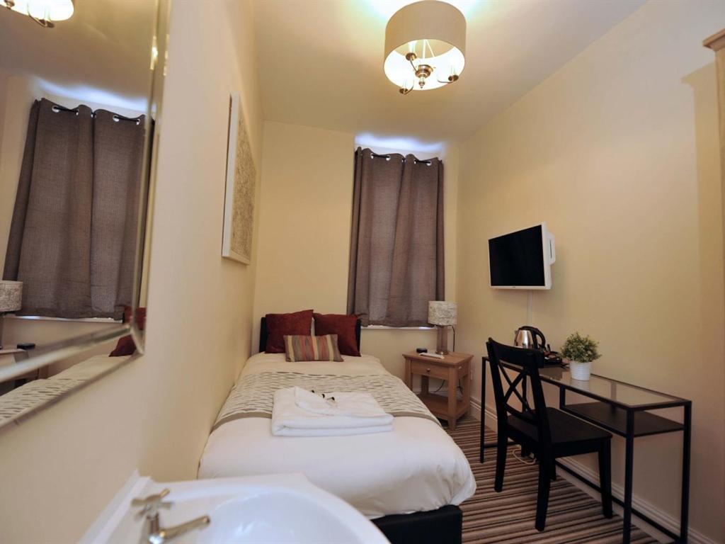 Gail'S Guest House Barry Δωμάτιο φωτογραφία