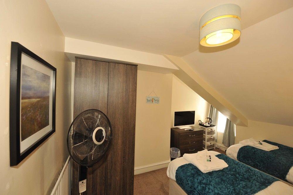 Gail'S Guest House Barry Εξωτερικό φωτογραφία